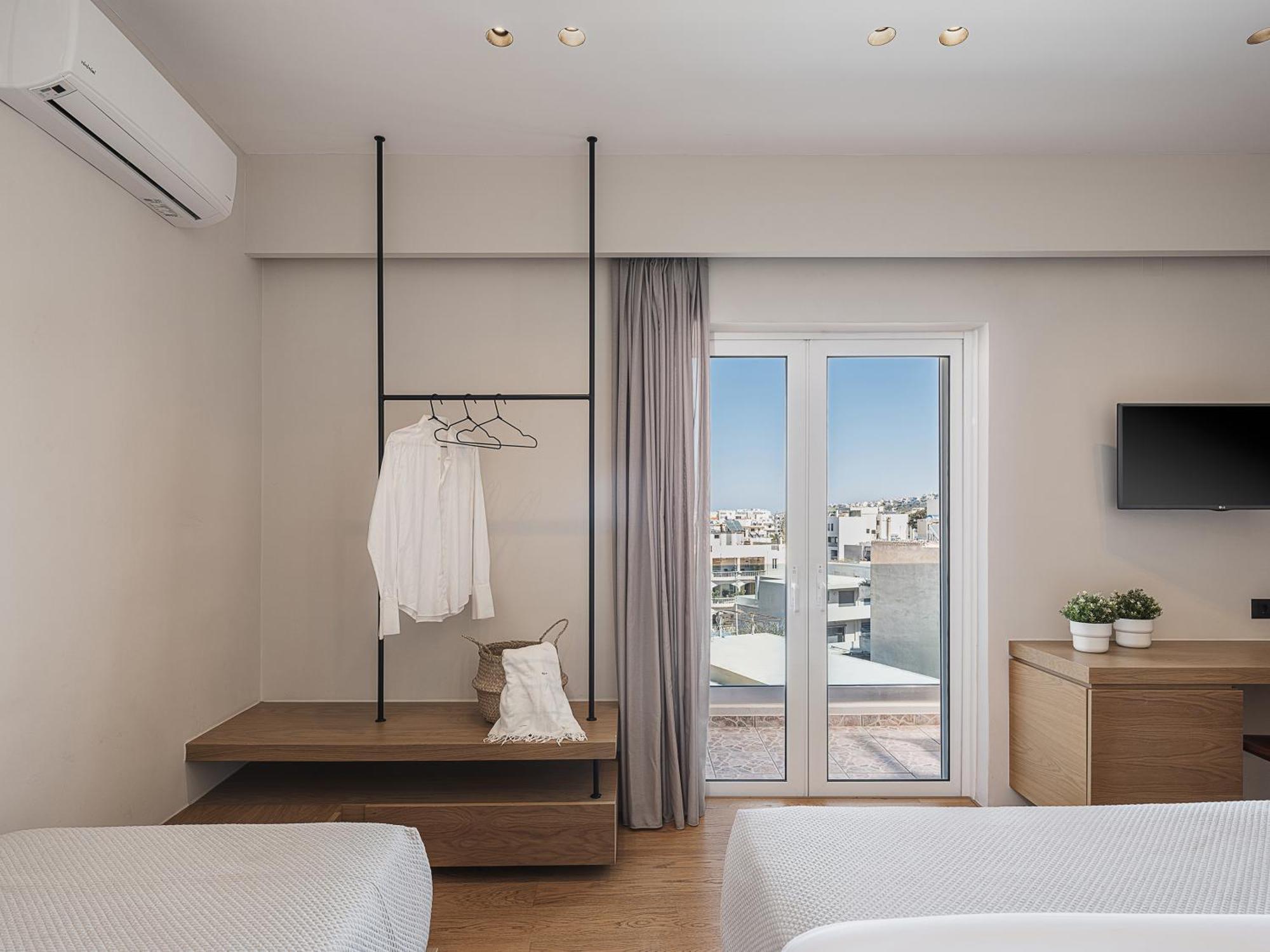 Theofilos City Hotel *
