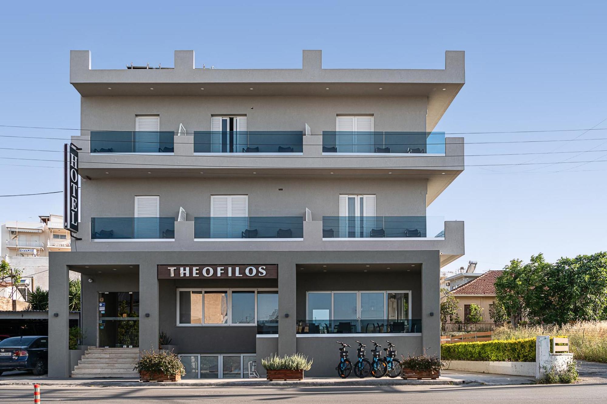 Theofilos Отель *